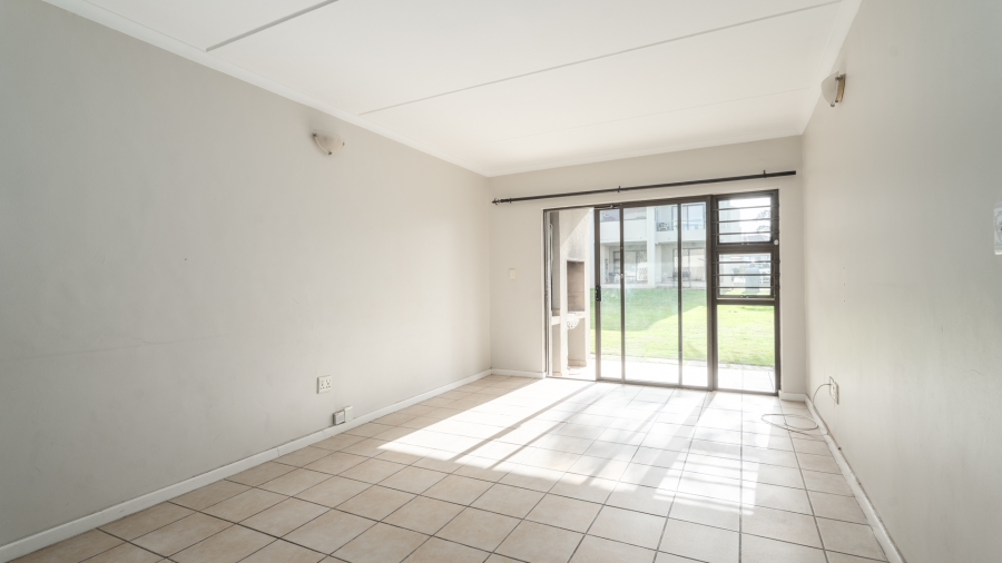 To Let 2 Bedroom Property for Rent in Vredekloof East Western Cape